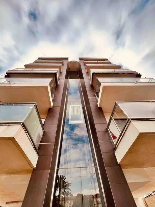 شقة Apartamento Centrico Con Plaza De Garaje Y Piscina مرسية المظهر الخارجي الصورة