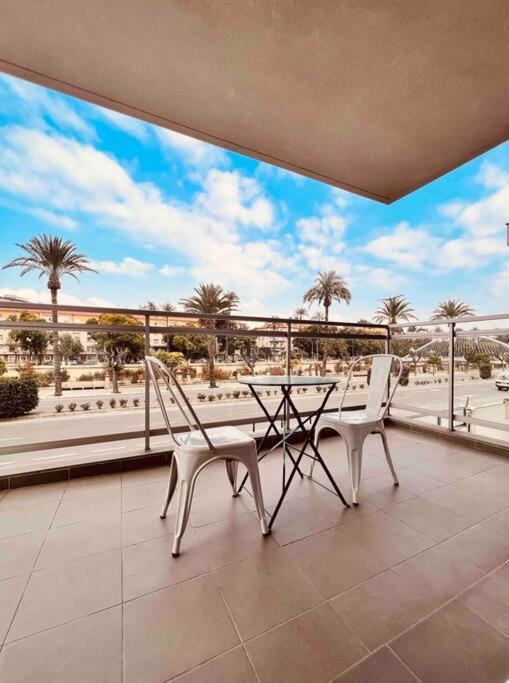 شقة Apartamento Centrico Con Plaza De Garaje Y Piscina مرسية المظهر الخارجي الصورة