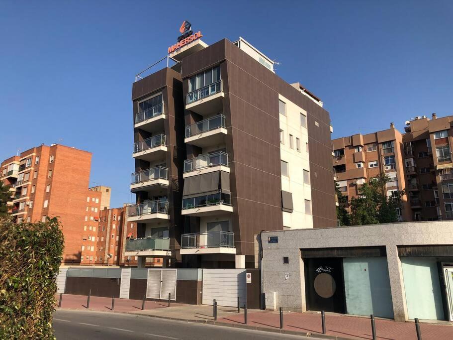 شقة Apartamento Centrico Con Plaza De Garaje Y Piscina مرسية المظهر الخارجي الصورة