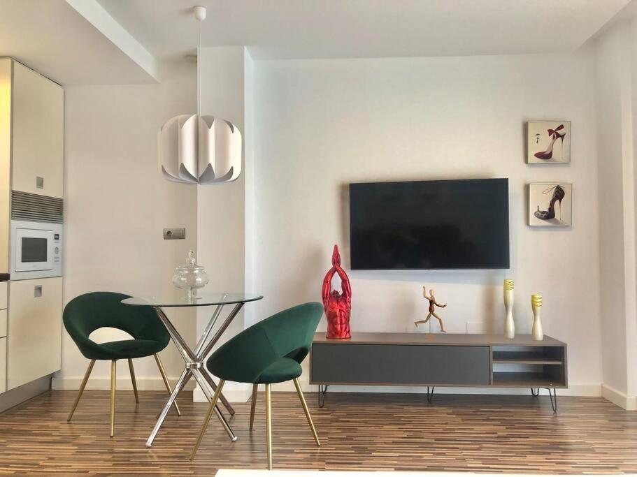 شقة Apartamento Centrico Con Plaza De Garaje Y Piscina مرسية المظهر الخارجي الصورة