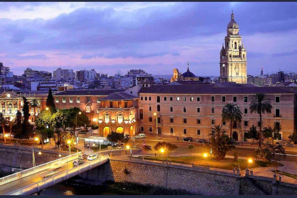 شقة Apartamento Centrico Con Plaza De Garaje Y Piscina مرسية المظهر الخارجي الصورة